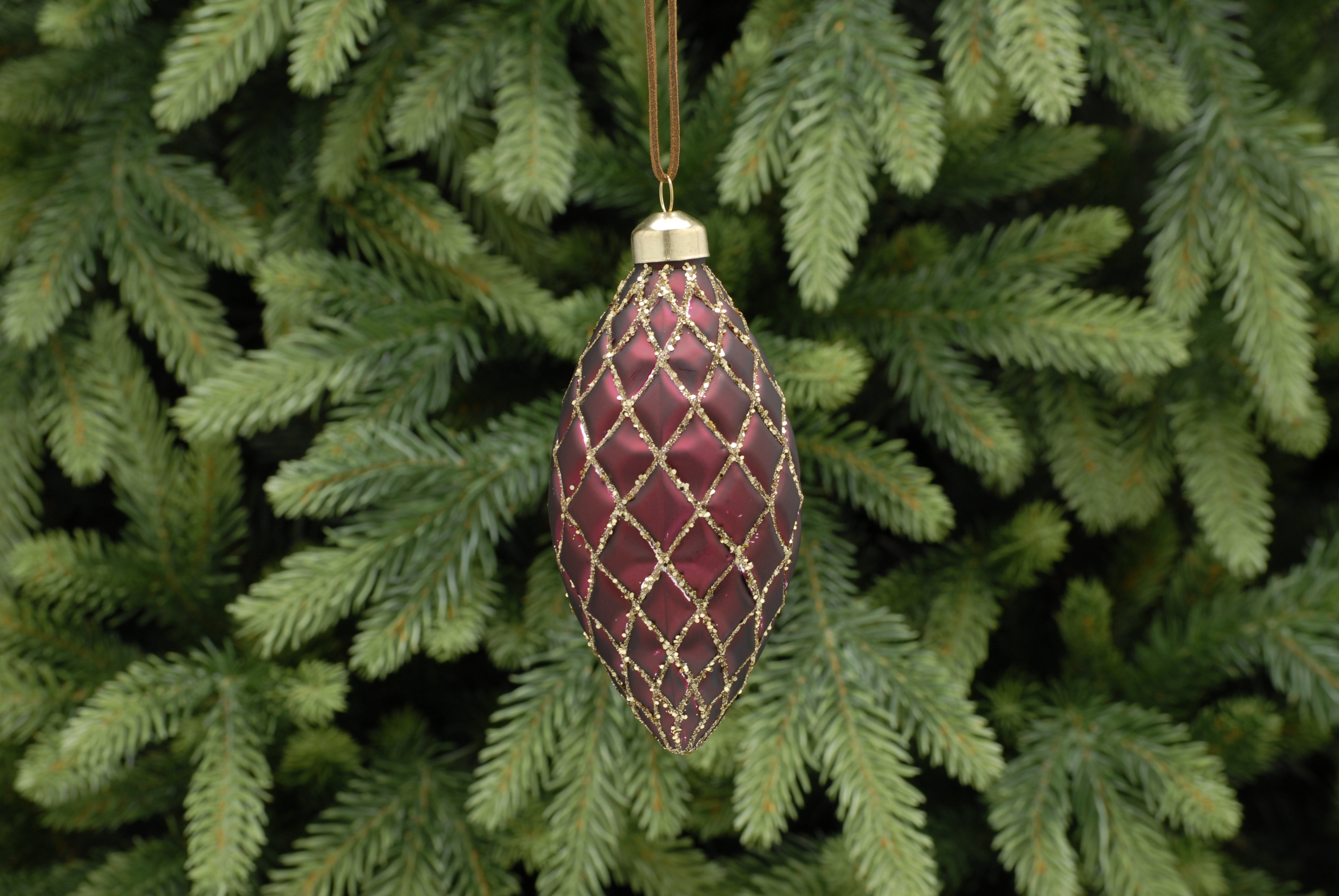 Burgundy Quilted Olive Glass Bauble